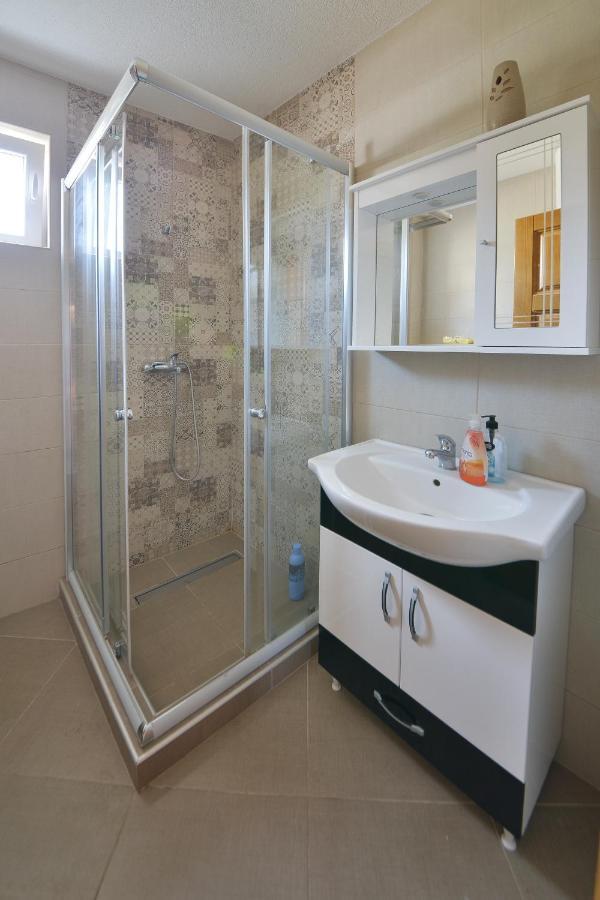 Disney Apartments Budva Eksteriør bilde